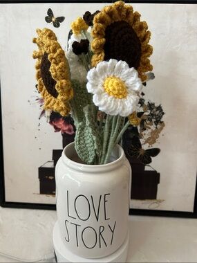 Handmade Crochet Sunflower & Daisy Bouquet - Yellow and White